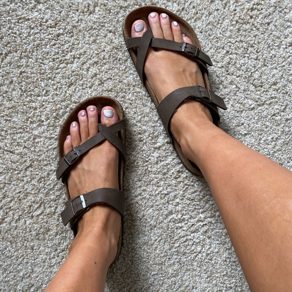 Birkenstock MAYARI BIRKO-FLOR NUBUCK Color “Mocha”